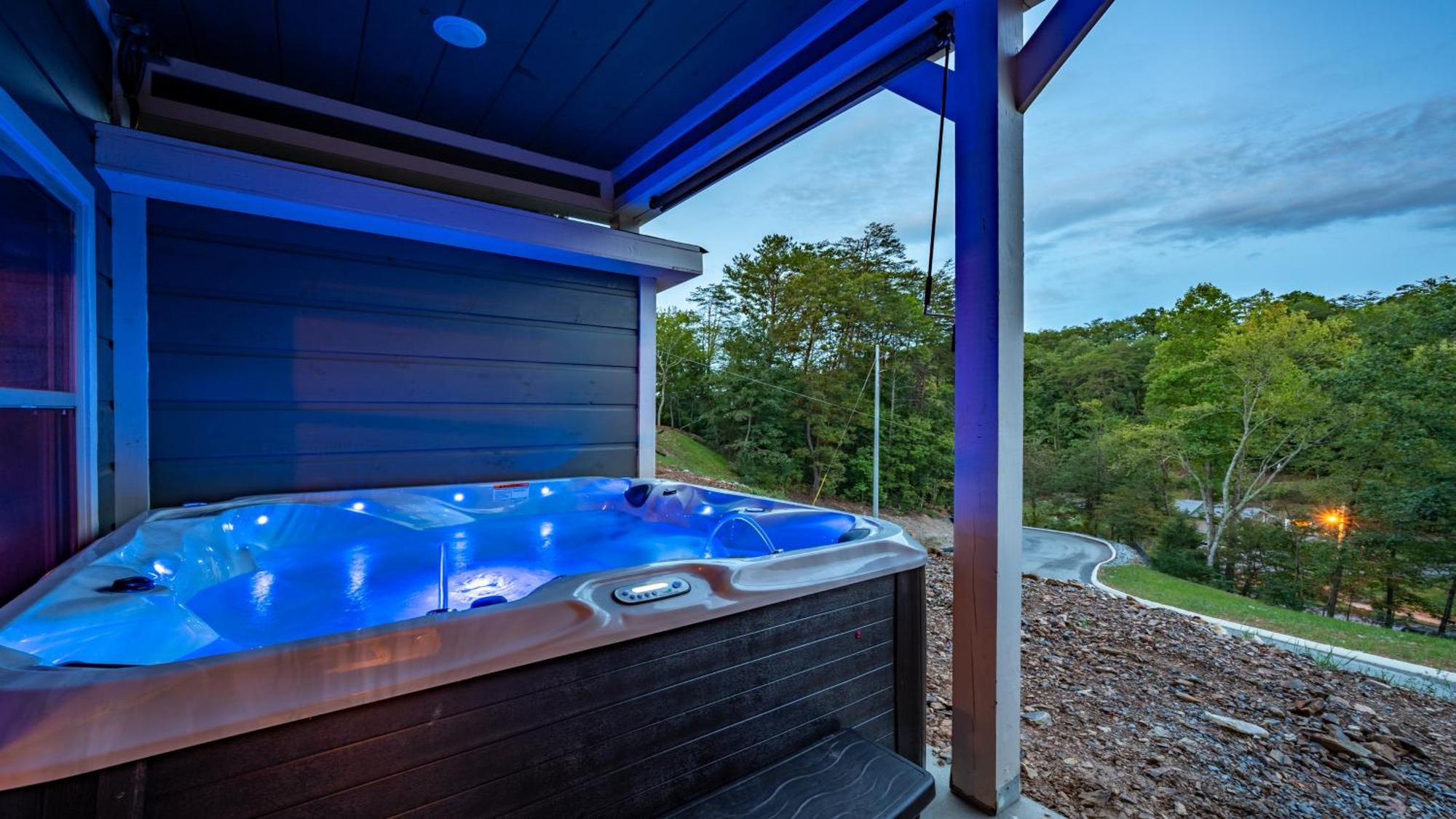 Liberty Lodge - Family Getaway With Pool, Hot Tub, Arcade & Dogs ピジョンフォージ エクステリア 写真